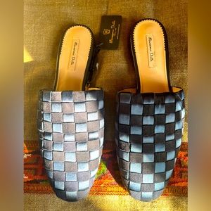 Massimo Dutti navy suede & fabric slip ons